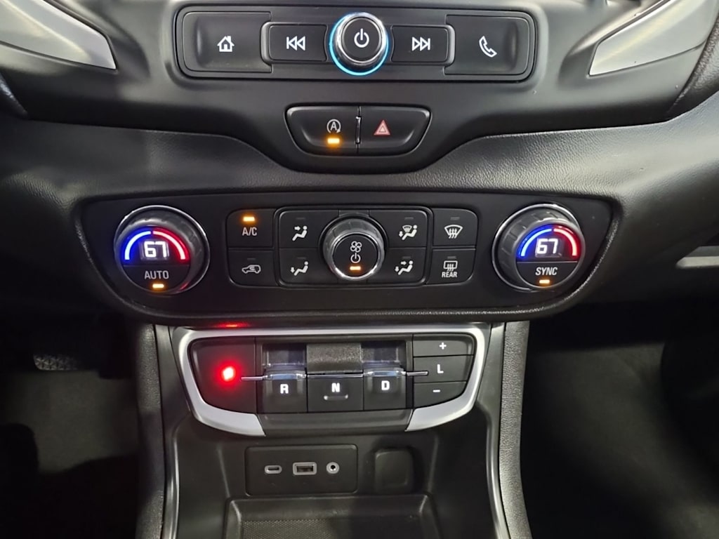 Thumbnail: 2022 GMC Terrain - 26