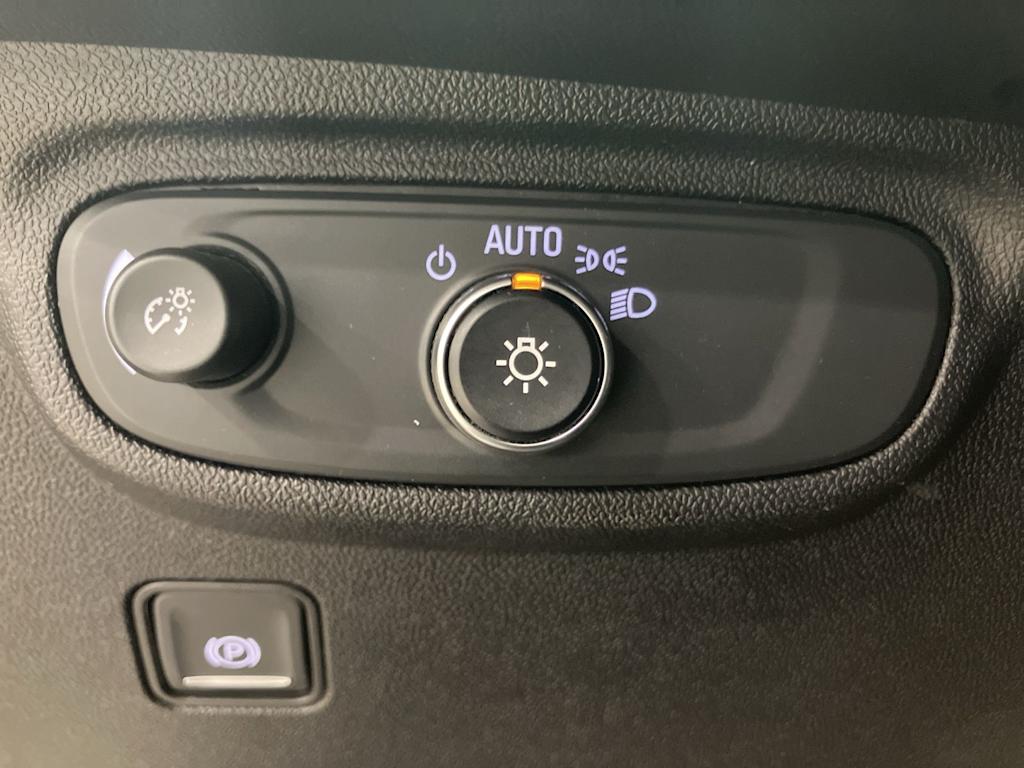 Thumbnail: 2018 GMC Terrain - 19