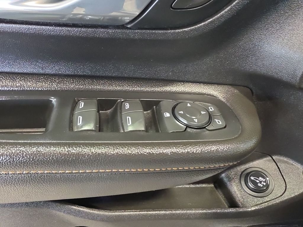 Thumbnail: 2019 GMC Terrain - 26