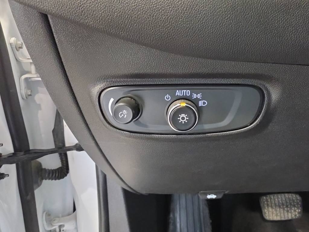 Thumbnail: 2024 Chevrolet Equinox - 23