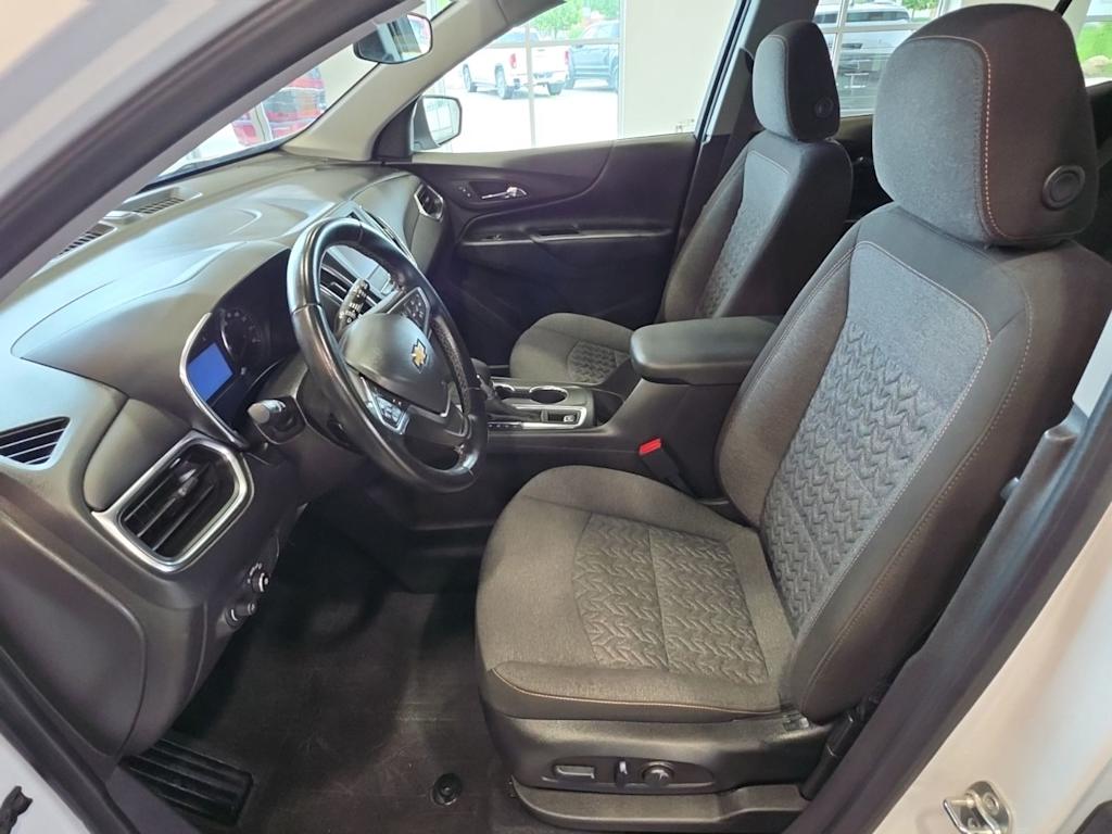 Thumbnail: 2023 Chevrolet Equinox - 8
