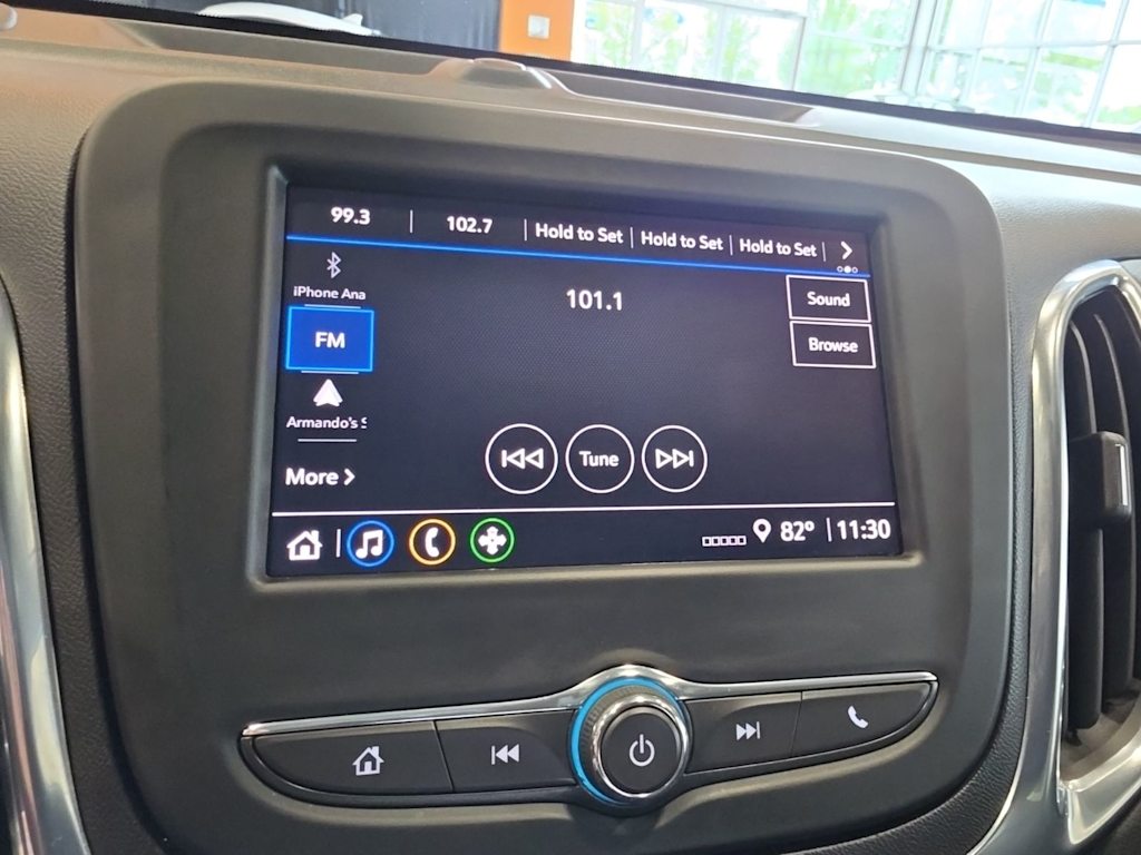 Thumbnail: 2023 Chevrolet Equinox - 10