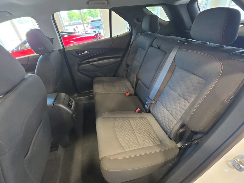 Thumbnail: 2021 Chevrolet Equinox - 10