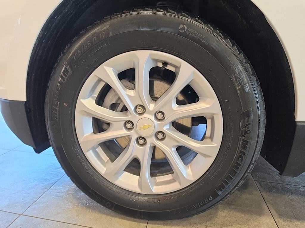 Thumbnail: 2021 Chevrolet Equinox - 8
