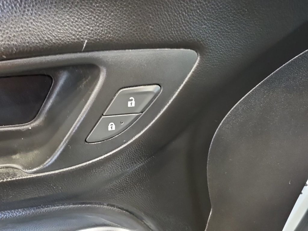 Thumbnail: 2019 Chevrolet Equinox - 25