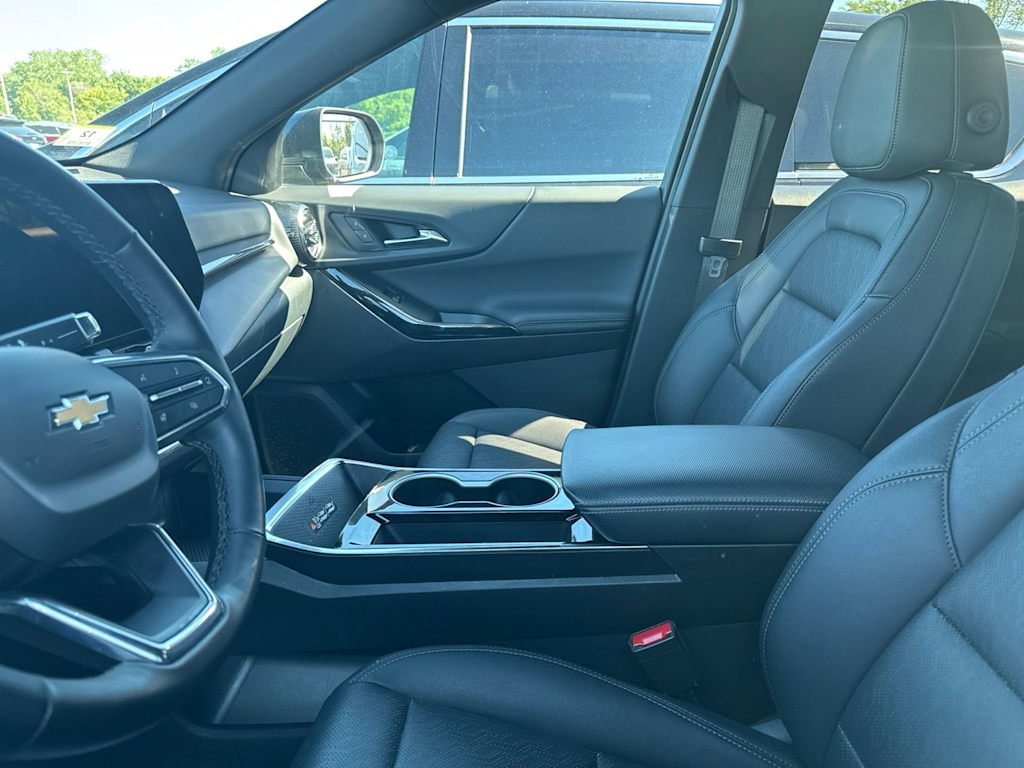 Thumbnail: 2025 Chevrolet Equinox - 7