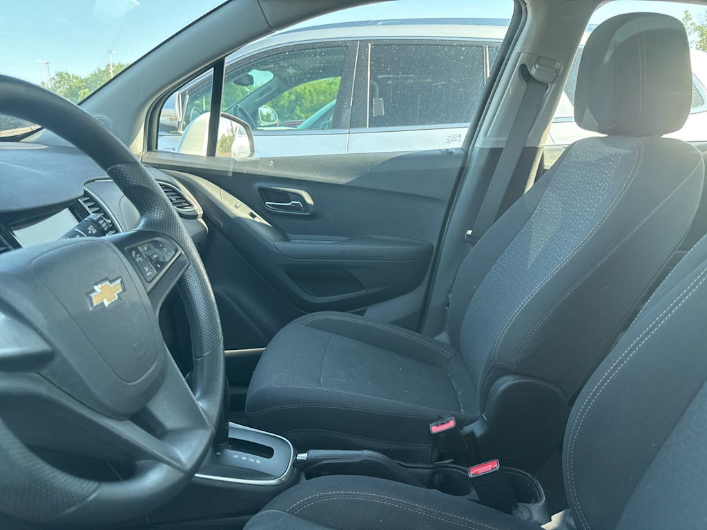 Thumbnail: 2019 Chevrolet Trax - 5