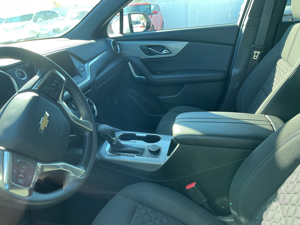 Thumbnail: 2021 Chevrolet Blazer - 25
