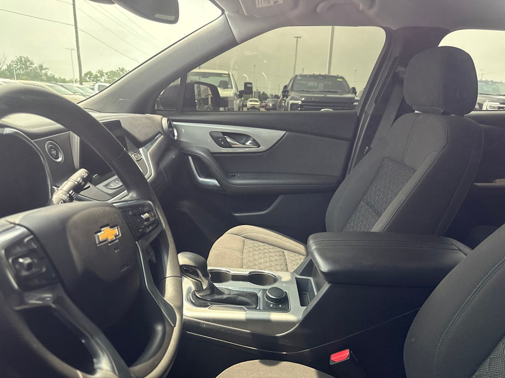 Thumbnail: 2021 Chevrolet Blazer - 33