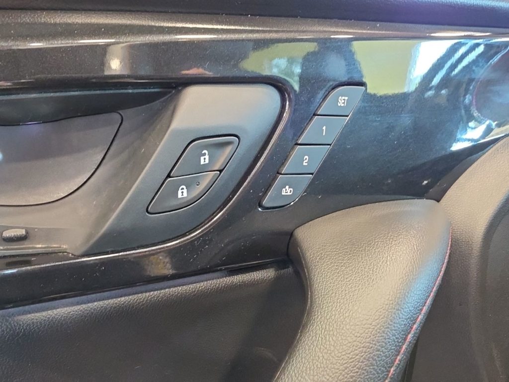 Thumbnail: 2021 Chevrolet Blazer - 26