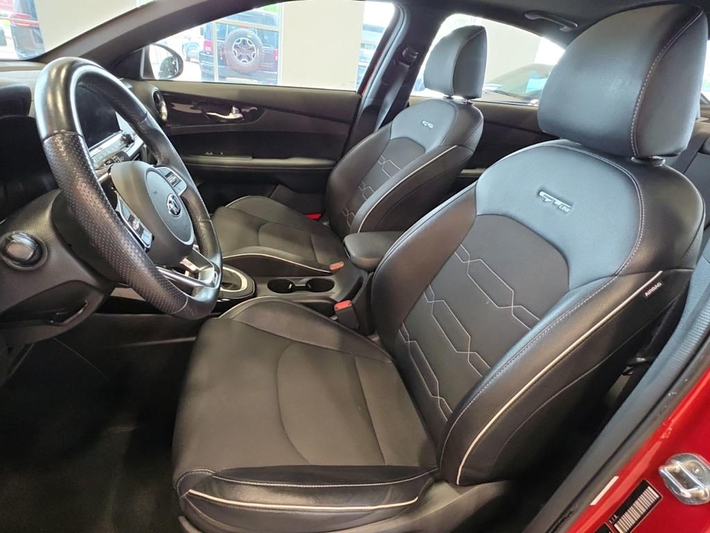 Thumbnail: 2021 Kia Forte - 9