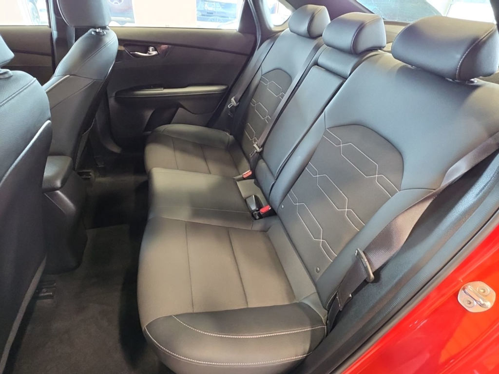 Thumbnail: 2021 Kia Forte - 10