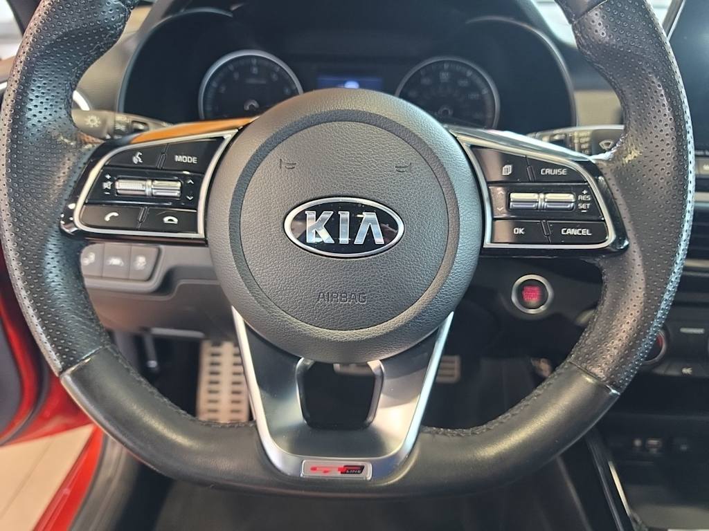 Thumbnail: 2021 Kia Forte - 26