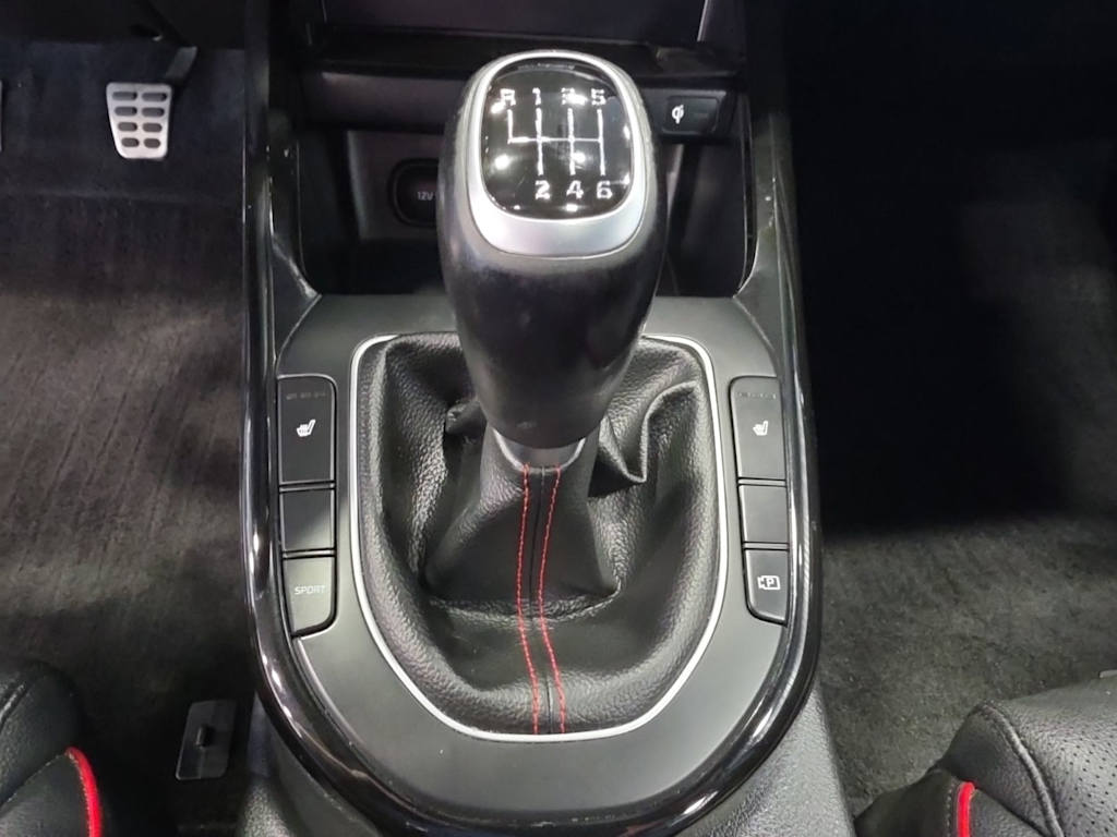 Thumbnail: 2023 Kia Forte - 10