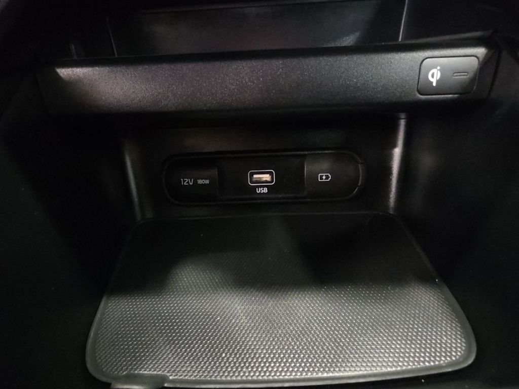 Thumbnail: 2023 Kia Forte - 25
