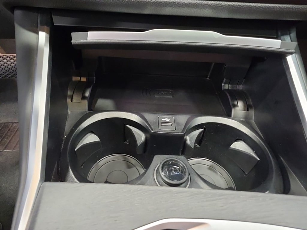 Thumbnail: 2024 BMW 3 Series - 30