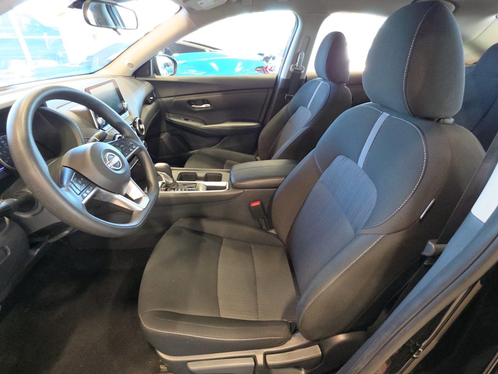 Thumbnail: 2025 Nissan Sentra - 8