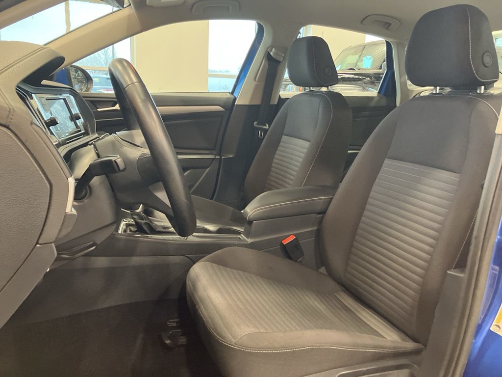 Thumbnail: 2024 Volkswagen Jetta - 8