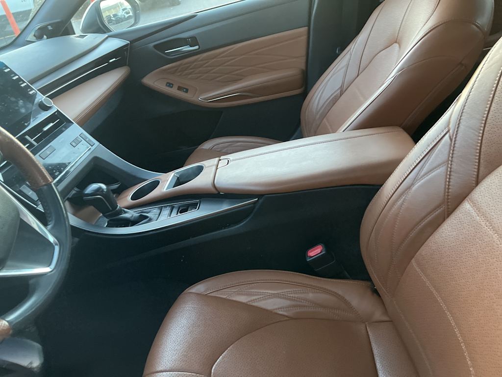 Thumbnail: 2019 Toyota Avalon - 6