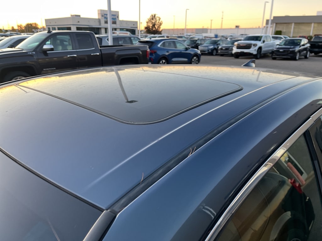 Thumbnail: 2019 Toyota Avalon - 25