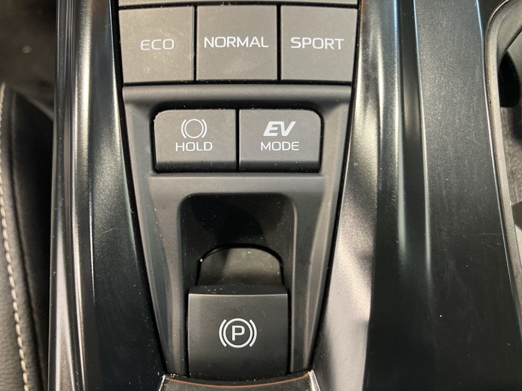 Thumbnail: 2025 Toyota Camry - 23