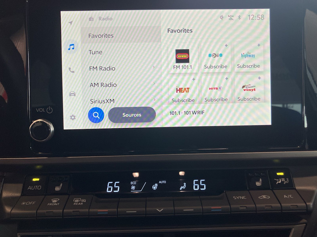 Thumbnail: 2025 Toyota Camry - 13