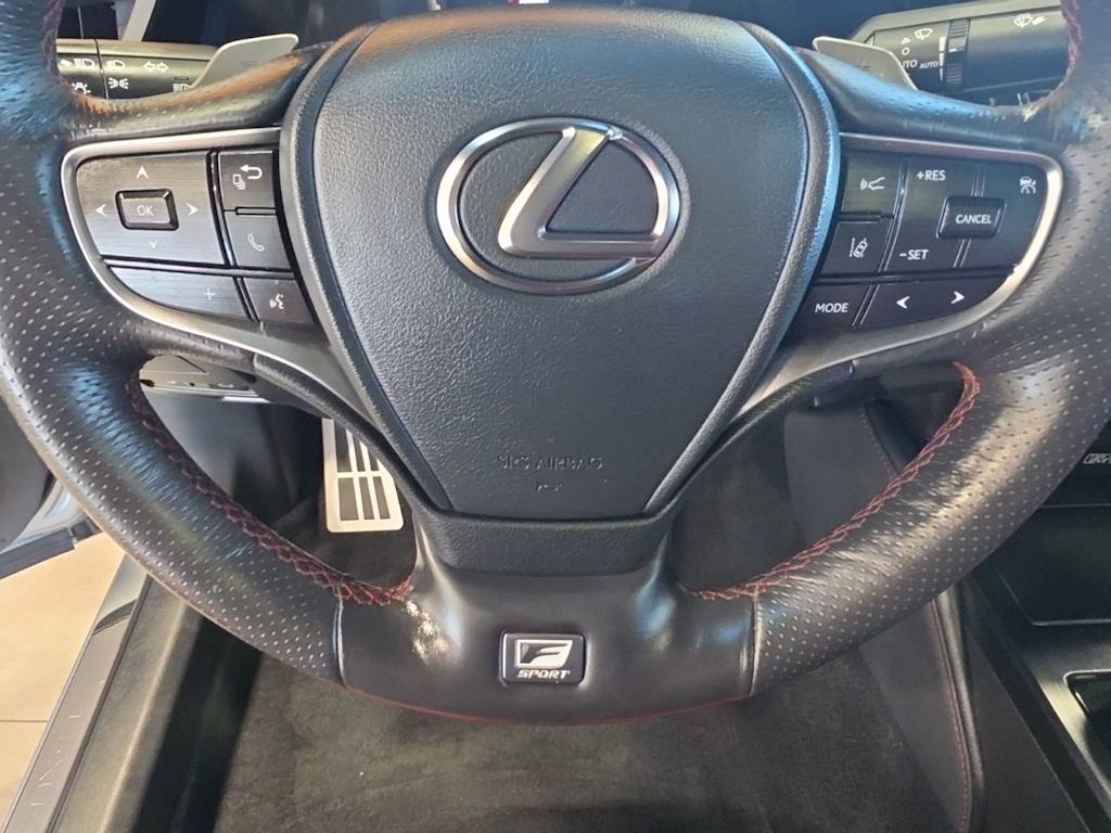 Thumbnail: 2022 Lexus ES - 31