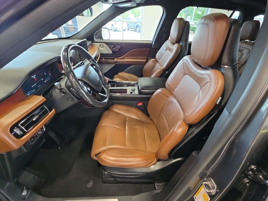 Thumbnail: 2020 Lincoln Aviator - 8
