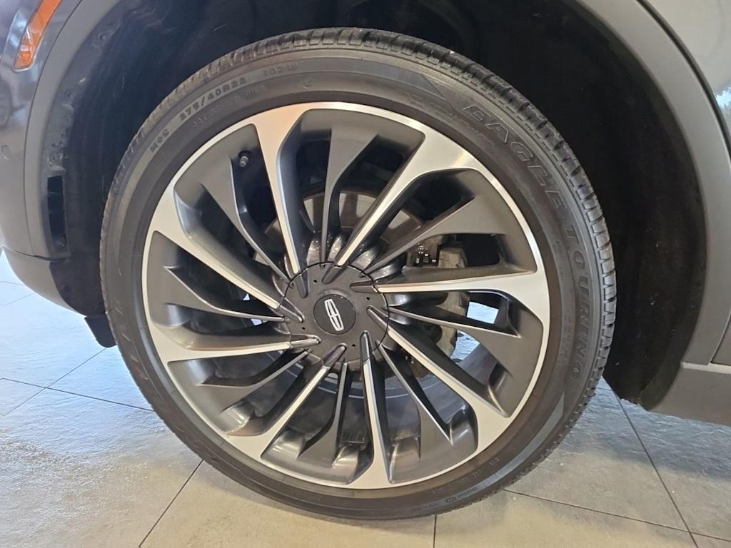 Thumbnail: 2020 Lincoln Aviator - 7