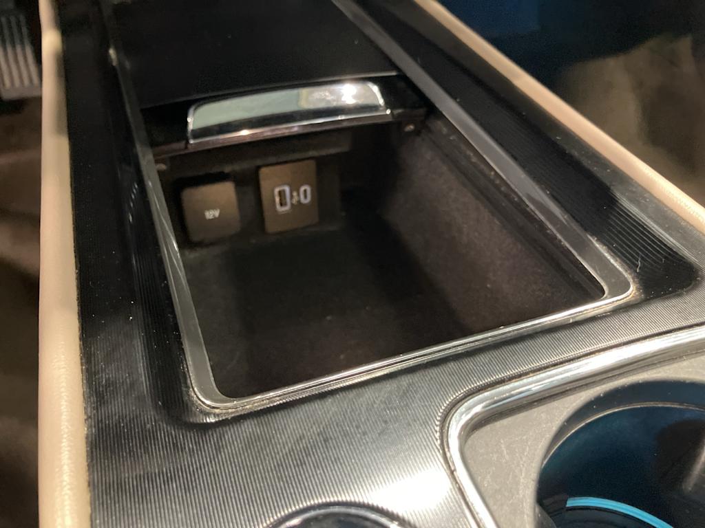 Thumbnail: 2021 Lincoln Corsair - 26