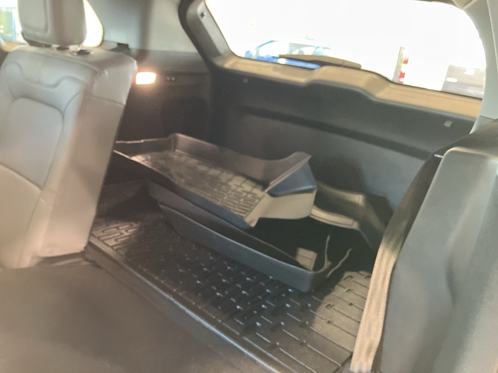 Thumbnail: 2022 Lincoln Corsair - 31