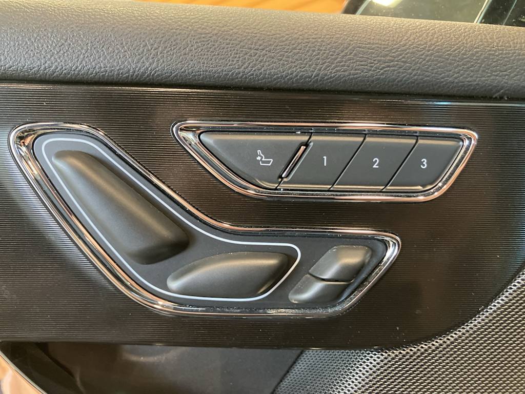 Thumbnail: 2022 Lincoln Corsair - 20