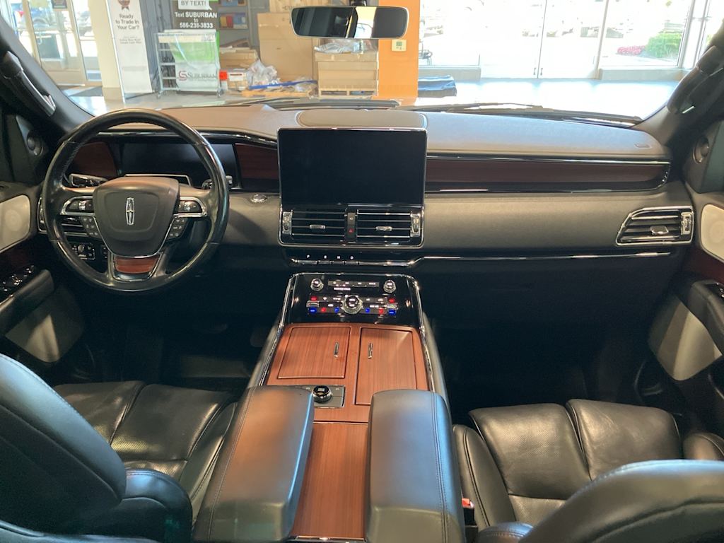 Thumbnail: 2023 Lincoln Navigator - 2