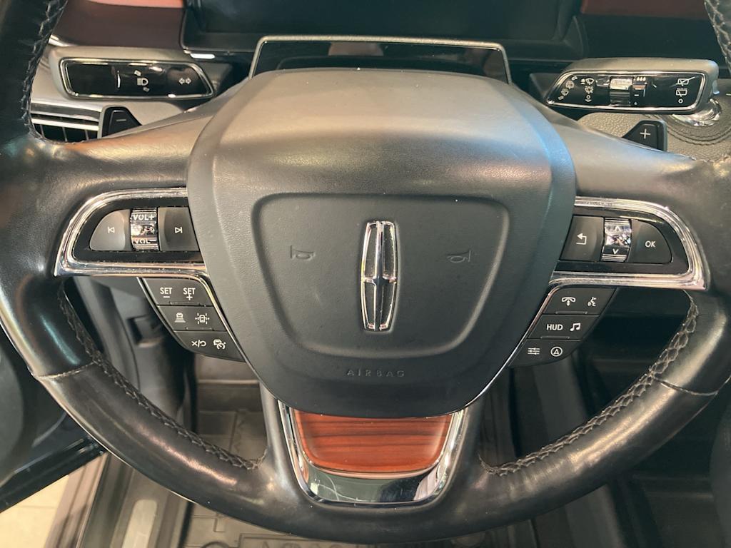 Thumbnail: 2023 Lincoln Navigator - 24