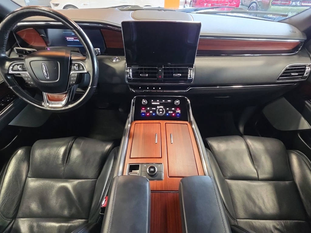 Thumbnail: 2022 Lincoln Navigator - 2
