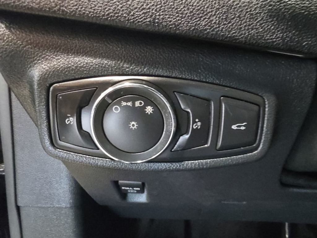 Thumbnail: 2017 Lincoln MKC - 23