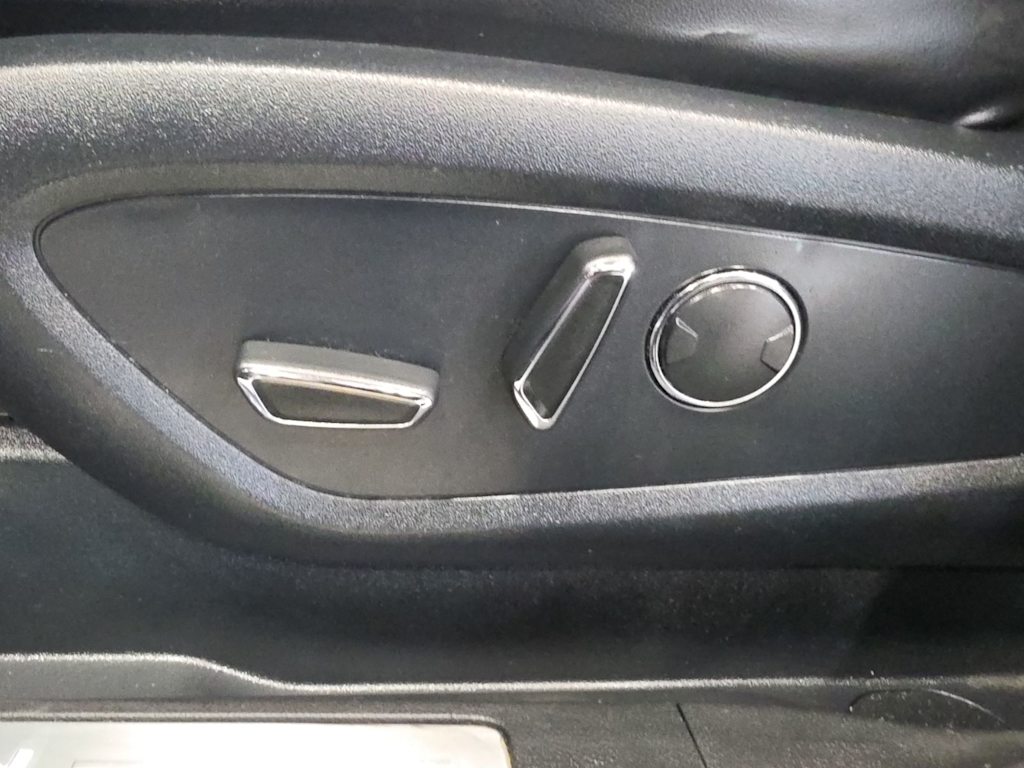 Thumbnail: 2017 Lincoln MKC - 20