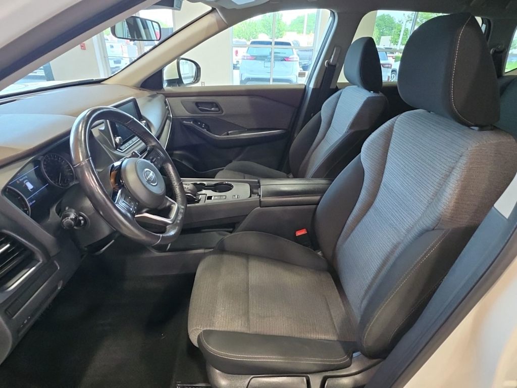 Thumbnail: 2021 Nissan Rogue - 9