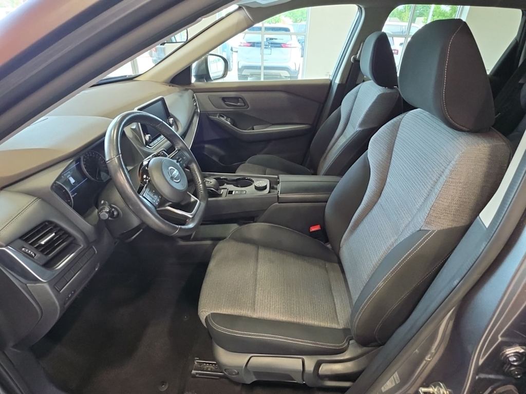 Thumbnail: 2021 Nissan Rogue - 9