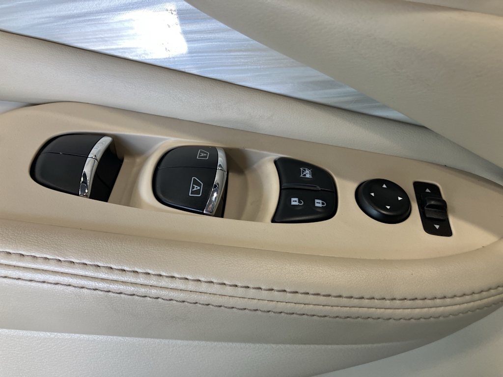 Thumbnail: 2018 Nissan Murano - 20