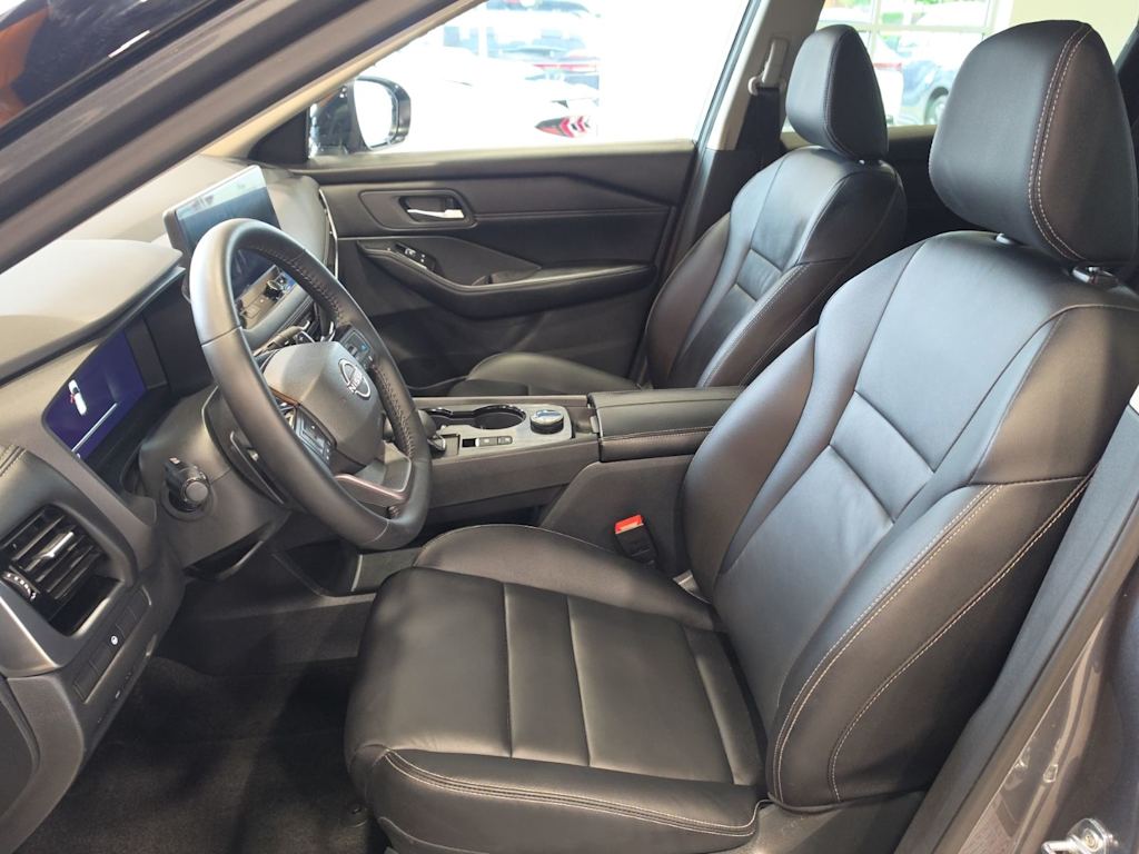 Thumbnail: 2026 Nissan Rogue - 8