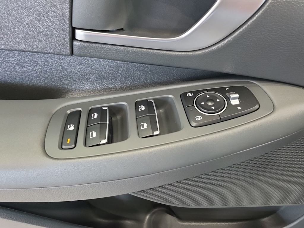 Thumbnail: 2022 Hyundai Sonata - 23
