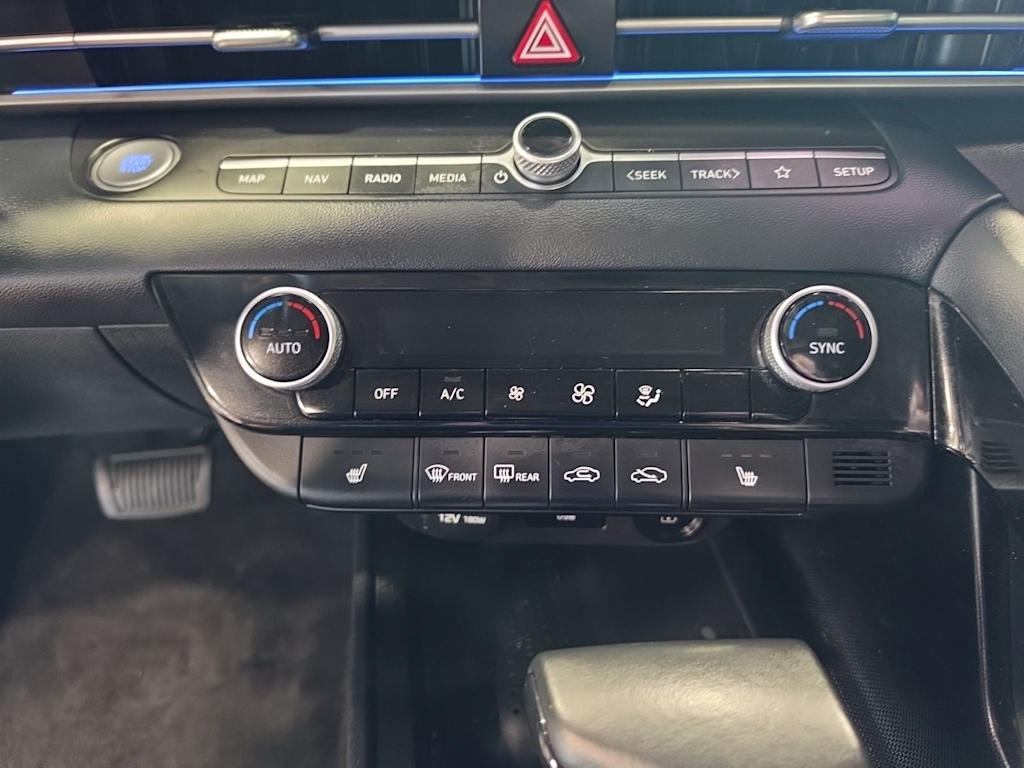 Thumbnail: 2023 Hyundai Elantra - 28