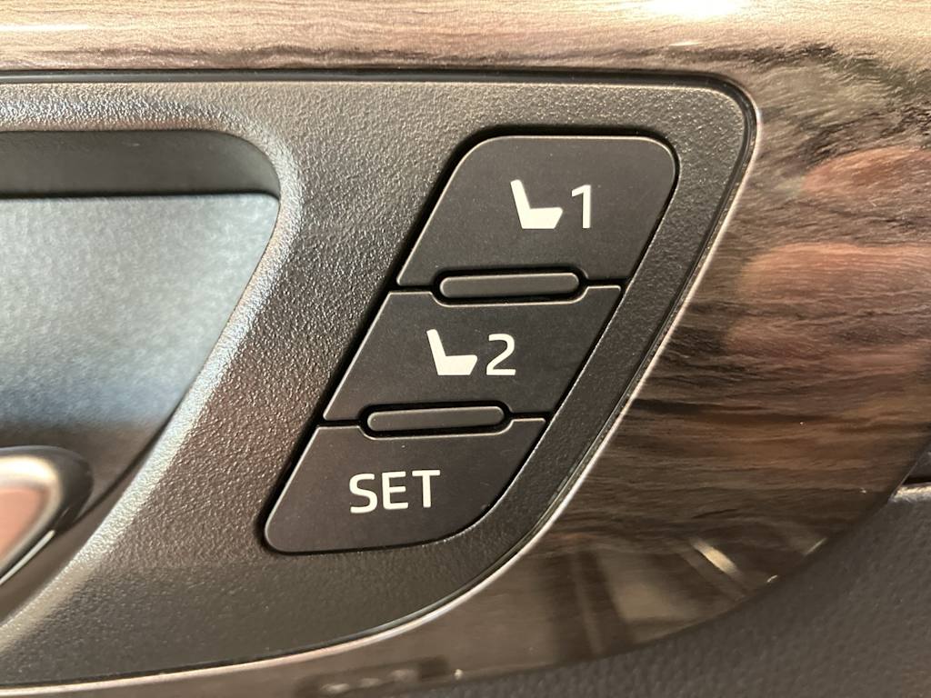 Thumbnail: 2023 Toyota Highlander - 22