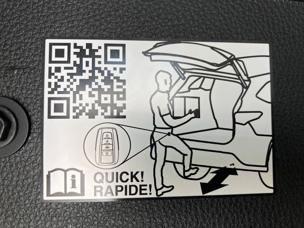 Thumbnail: 2023 Toyota Highlander - 14