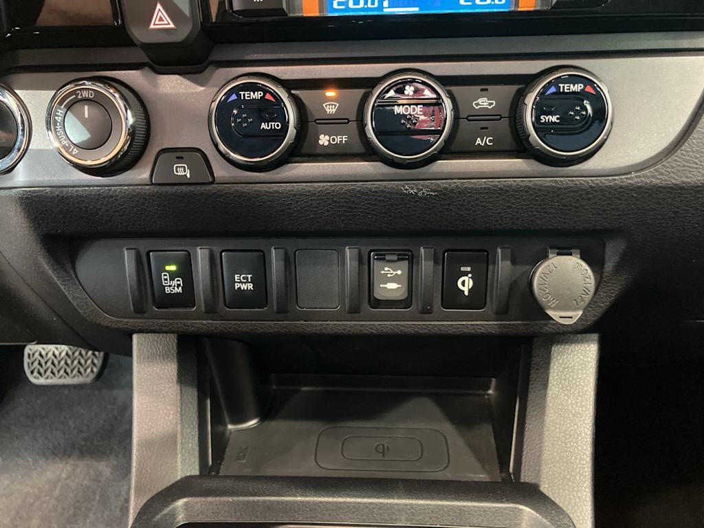 Thumbnail: 2017 Toyota Tacoma - 26