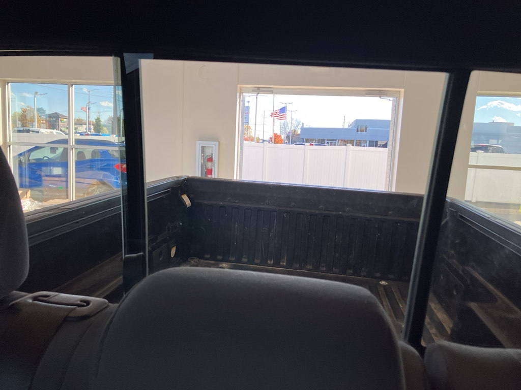 Thumbnail: 2017 Toyota Tacoma - 10