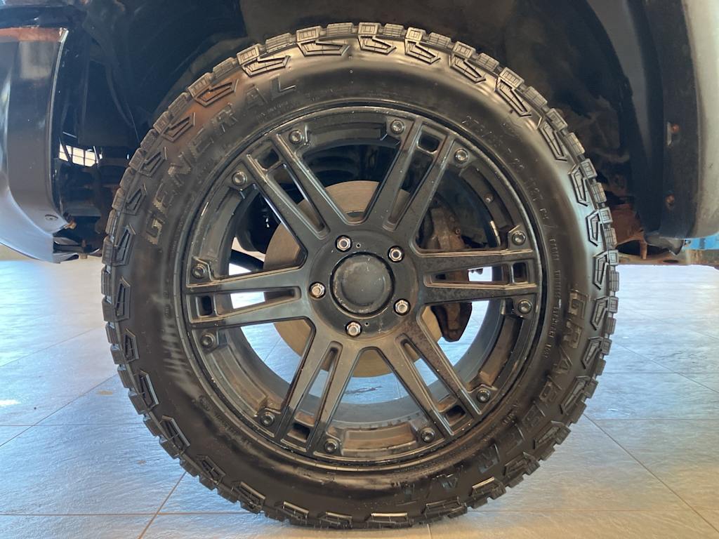 Thumbnail: 2016 Toyota Tundra - 8