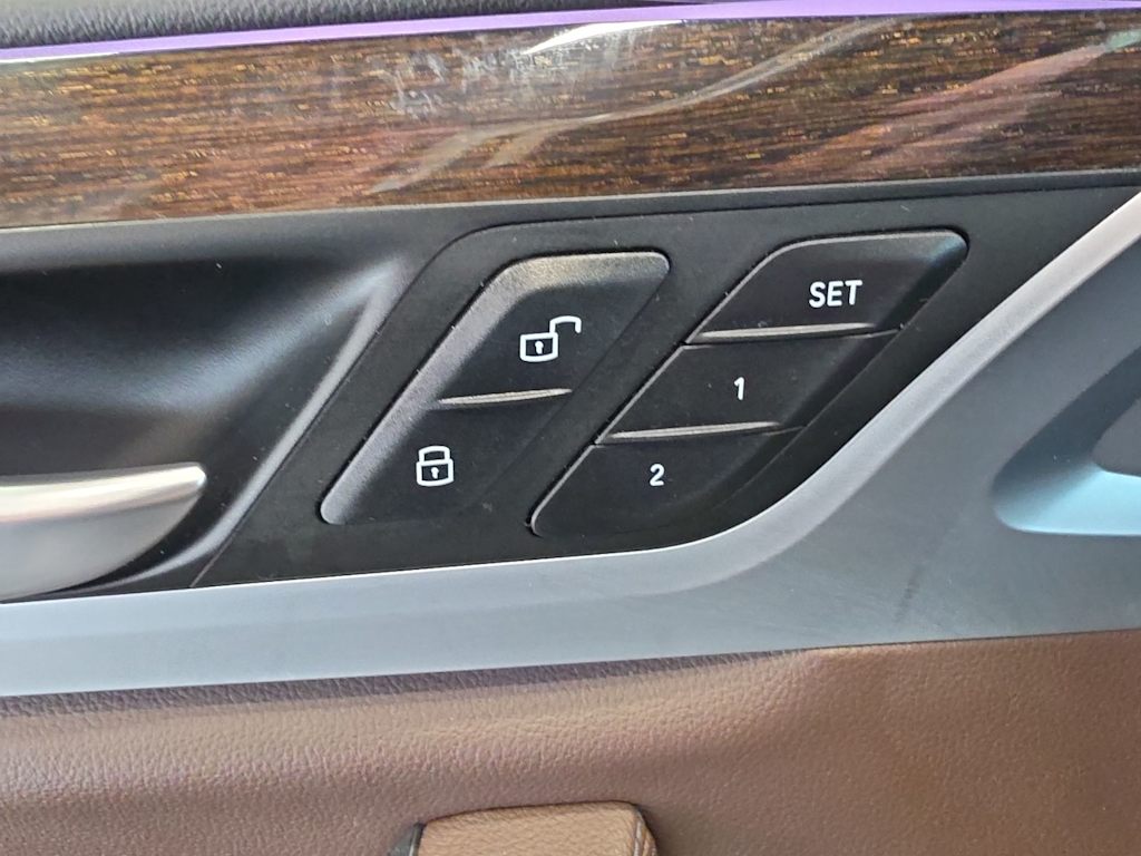 Thumbnail: 2021 BMW X4 - 24