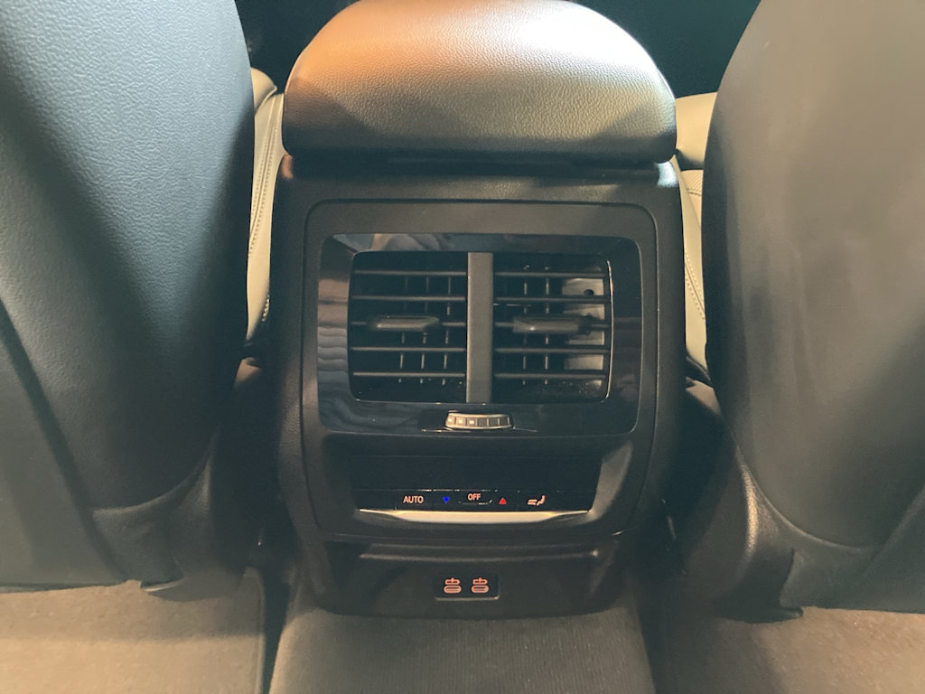 Thumbnail: 2022 BMW X3 - 27